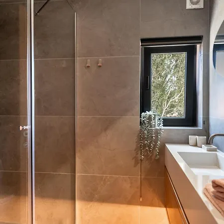 Luxurious Wine Country - Near Lisbon