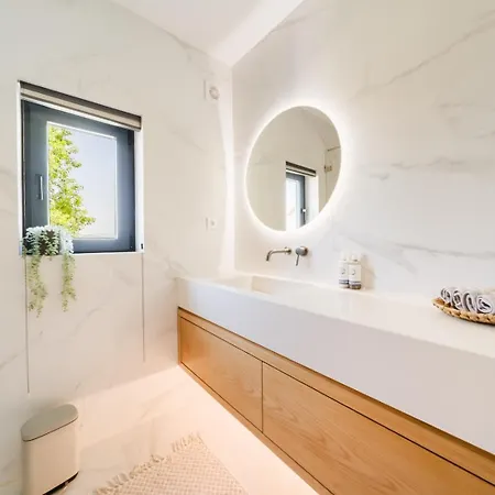 Acacias - Boutique In Wine Country Villa Alenquer