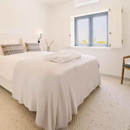 Acacias - Boutique In Wine Country * アレンケル