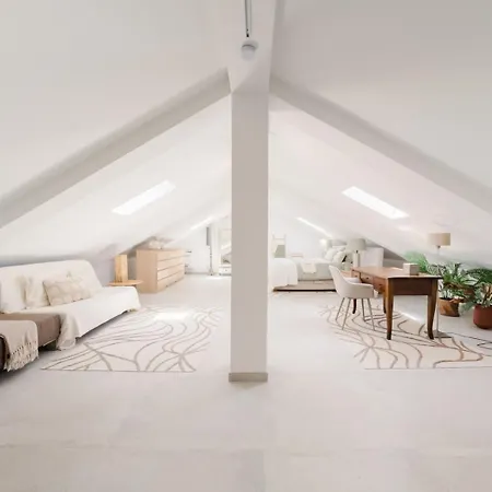 Acacias - Boutique In Wine Country Villa