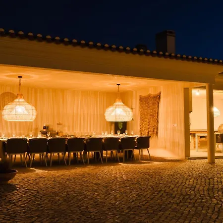 Acacias - Boutique In Wine Country Villa *
